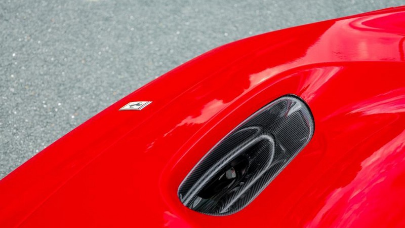 Photo of Capristo Front air vents (top and bottom) for the Ferrari F8 - Image 2